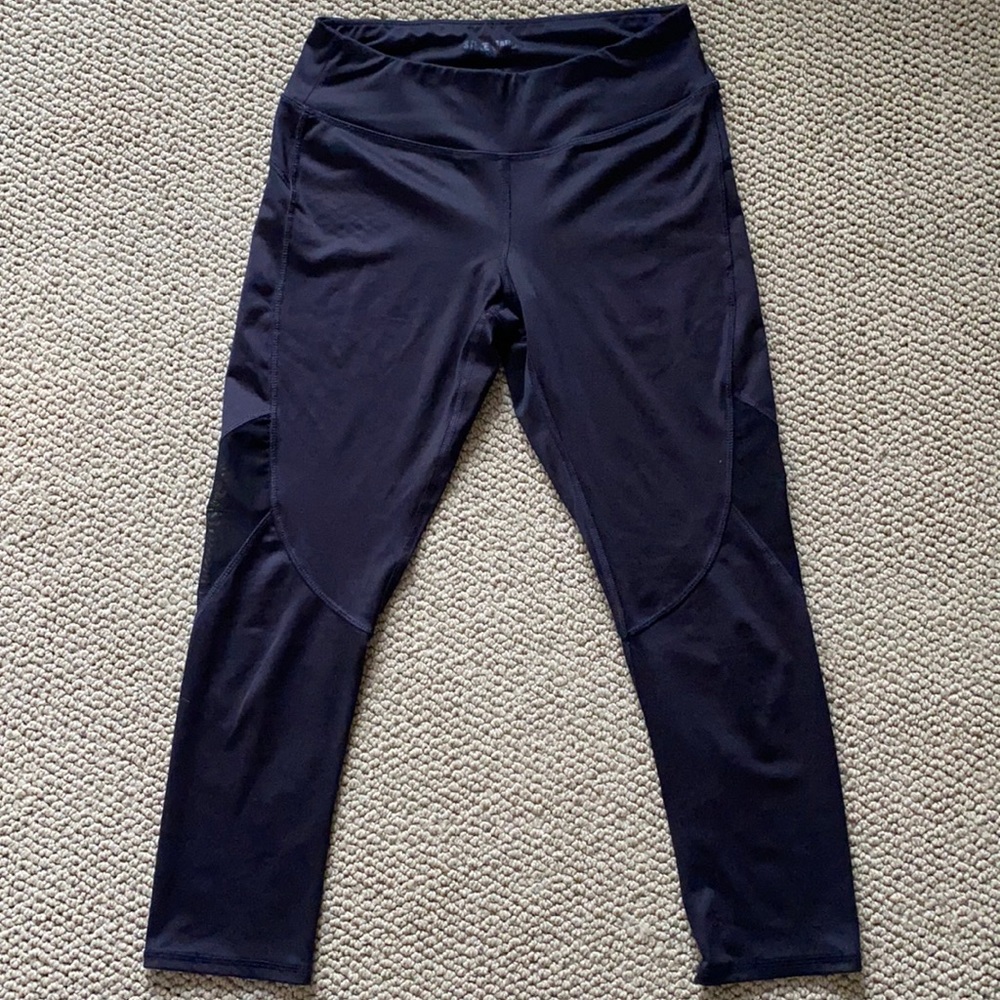 Steve Madden capris length leggings